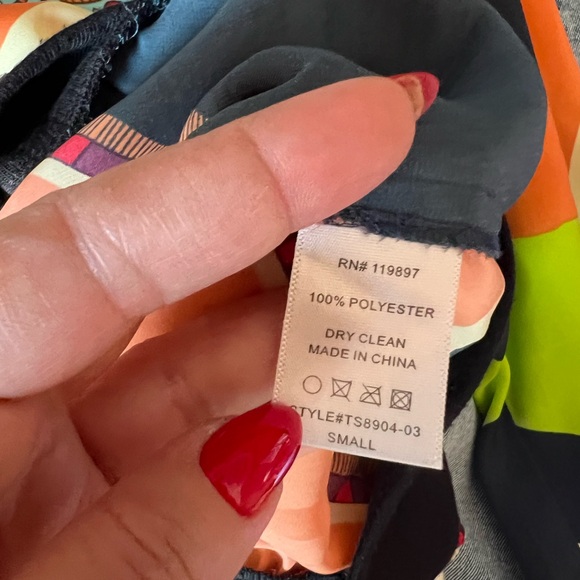 COLLECTIVE CONCEPTS Lightweight Size Small - Picture 4 of 4